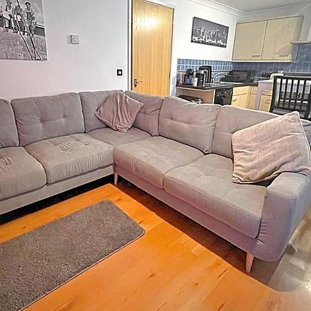 Stylish 2 Bedroom Apartment, Central Exeter, Parking On Site Dış mekan fotoğraf