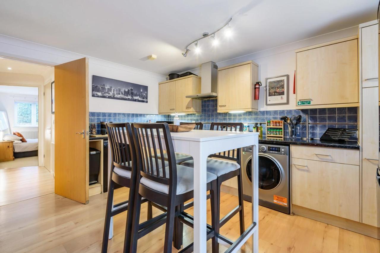 Stylish 2 Bedroom Apartment, Central Exeter, Parking On Site Dış mekan fotoğraf